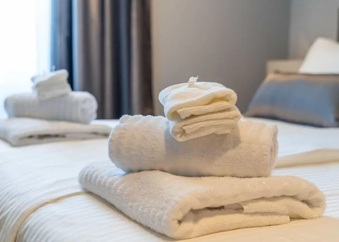 Royale - With Sea View Apartment *